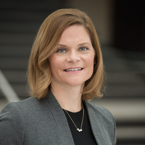 Maggie Capelle headshot
